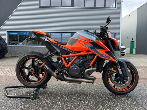 KTM 1290 SuperDuke R ABS Tack&Track pack