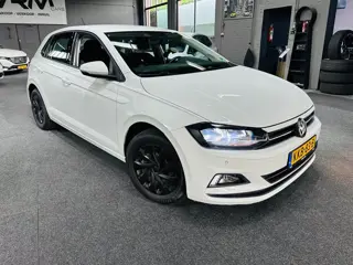 Volkswagen POLO 1.0 TSI - CARPLAY - AIRCO - PDC - 95 PK -STOELVW - DEALER ONDERHOUDEN