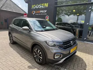 VOLKSWAGEN T-CROSS 1.0 TSI LIFE BNS 22000 km!!