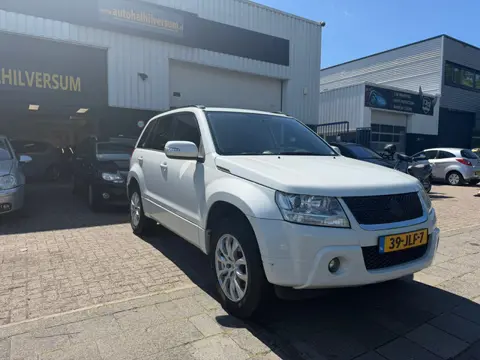 Suzuki Grand Vitara 2.4 Exclusive