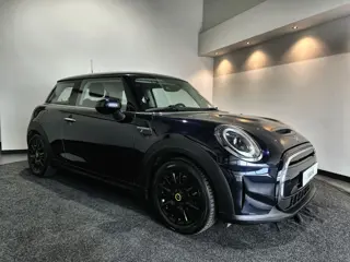 MINI Electric MINI Electric Collection 33 kWh | Head-up Display | Achteruitrijcamera | Digitaal dash