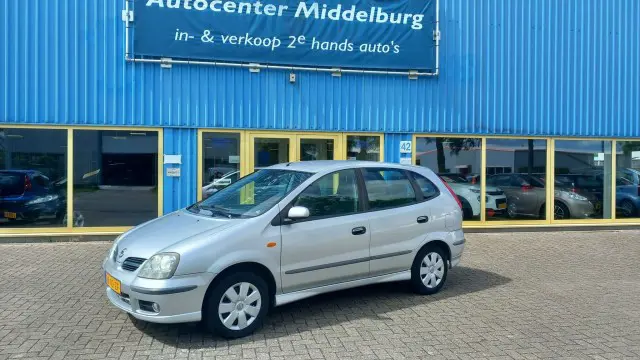 NISSAN ALMERA TINO 1.8 Acenta