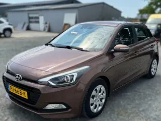 Hyundai i20 BWJ 2017 | 1.0 T-GDI 100PK Comfort | TREKHAAK | CLIMA | CAMERA | CRUISE | NAVI | PDC |