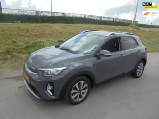 Kia Stonic Kia Stonic 1.0 T-GDI MHEV airco lmv camera 29.000km eerste eigenaar