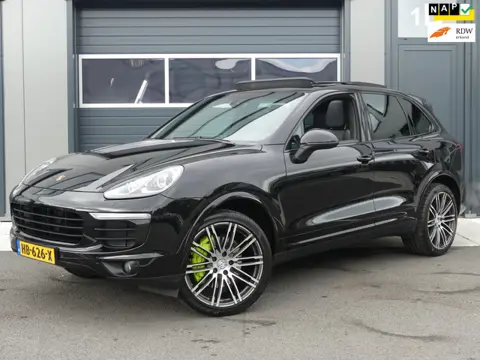 Porsche Cayenne 3.0 S E-Hybrid Automaaat Schuifdak Apple Car Play Luxe Leder Mem. Stoel Camera Bom V