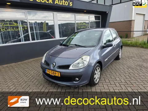 Renault Clio 1.6-16V Rip Curl