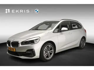 BMW 2 Serie Active Tourer 218i | LED | HUD | Trekhaak | Sportstoelen | Clima | PDC | DAB | Alu 17 in