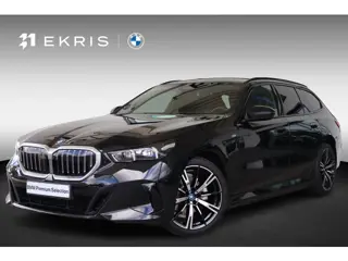 BMW 5 Serie Touring 530e | M Sportpakket | Panorama Dak | Driving Assistant Professional | Stoelvent