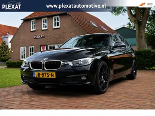 BMW 3-serie 316d Corporate Lease Essential | Navigatie | Facelift Model | 19 Inch | Historie | Orig.