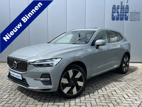 Volvo XC60 2.0 T6 350 pk Plug-in hybrid AWD Ultra Bright Panoramadak Harman Kardon Audio Leer Elektr