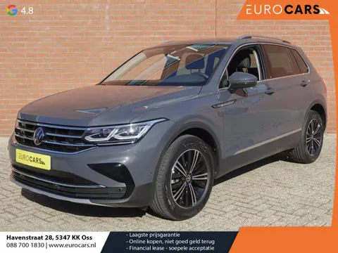 Volkswagen Tiguan 1.5 TSI 150pk DSG Elegance Navigatie Apple Carplay / Android Auto Parkeersensoren 