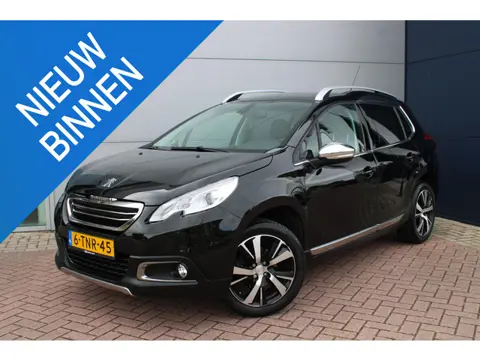 Peugeot 2008 1.6 VTi 120pk Féline Airco Navi Panoramadak Bomvolle uitvoering, super mooi