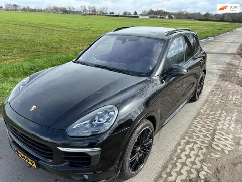 Porsche Cayenne 4.2 D S origineel Nederlands