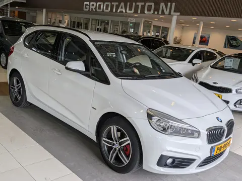 BMW 2 Serie Active Tourer 218i Corporate Lease Executive Automaat Airco, Cruise Control, Stuurbekrac