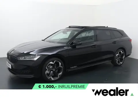 Škoda Superb Combi 1.5 TSI PHEV Sportline Business 204 PK | Trekhaak | DCC | Panorama dak | 19" Lich