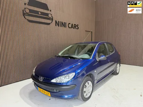 Peugeot 206 1.4 Air-line 2 Vaste prijs €599