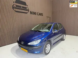 Peugeot 206 1.4 Air-line 2 Vaste prijs €599