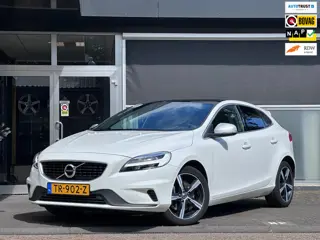 Volvo V40 1.5 T3 Polar+ Sport R-DESIGN / DOH / AUTO / PANO / NAP