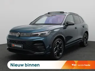 Volkswagen Tiguan 1.5 eHybrid R-Line Business 272PK DSG Panoramadak, Trekhaak, Black Style, Leder, M