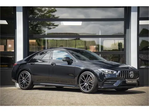 Mercedes-Benz CLA-Klasse 250 AMG Line Premium Plus