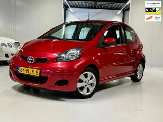 Toyota Aygo 1.0-12V Aspiration Airco| Weinig km!!