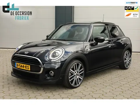 Mini 5-Deurs 1.5 Cooper 60 Years - Pano HUD Keyless Camera Harman/Kardon