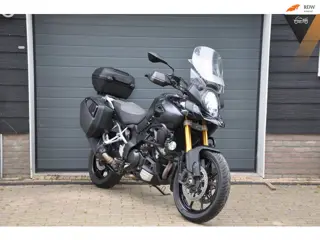 Suzuki DL 1000 V-Strom ABS Zeer complete motor!