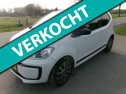 Volkswagen UP! 1.0 Move Up - 3 DRS