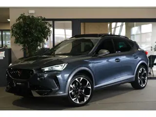 CUPRA Formentor 1.4 e-Hybrid 204PK Pano Leder Cam Led Navi ACC Elektrische Achterklep