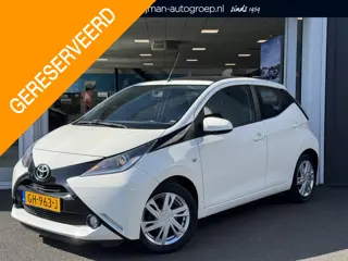 Toyota Aygo 1.0 VVT-i x-wave Automaat! | Vouwdak | Airco | Parkeercamera | Lichtmetalen velgen