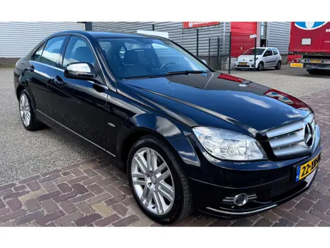 Mercedes-Benz C-klasse 200 K Avantgarde/AUTOMAAT/PANO