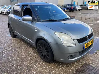 Suzuki Swift 1.5 Exclusive AIRCO 5-deurs