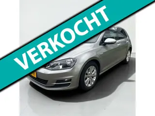 Volkswagen Golf 1.0 TSI Business Edition Connected