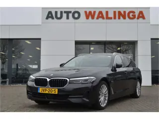 BMW 5 Serie Touring 530e Leer | Head Up | Stuur-Stoelverw v+a | Adapt Cr | Sfeerverl.| Dealer onderh