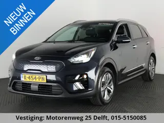 Kia e-Niro EXECUTIVE 64kWh 3 FASE ACCU SOH100% GARANTIE 2031* STOEL & STUUR VERWARMING. NAVIGATIE . 