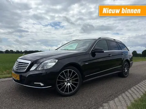 MERCEDES-BENZ E-KLASSE 350 CGI AVANTGARDE / BOMVOL / AUT / MASSAGE