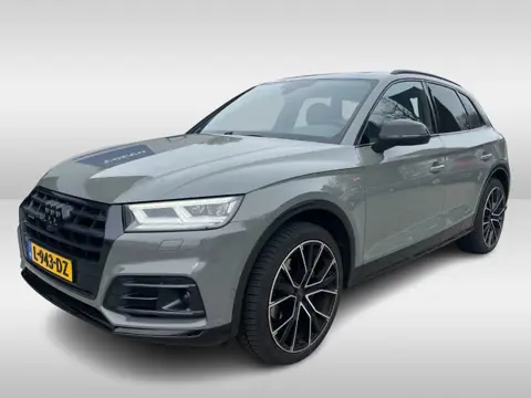 Audi Q5 2.0 TFSI quattro Sport S Line Black Edition / Full option! / Trekhaak / Panoramadak / Camera