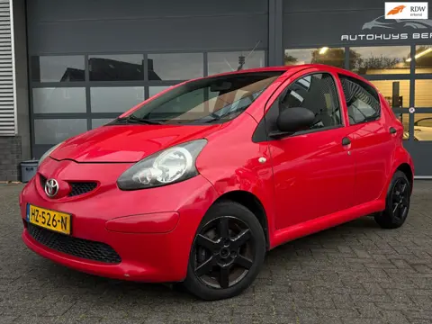 Toyota Aygo 1.0-12V Airco 5 deurs Nieuw APK