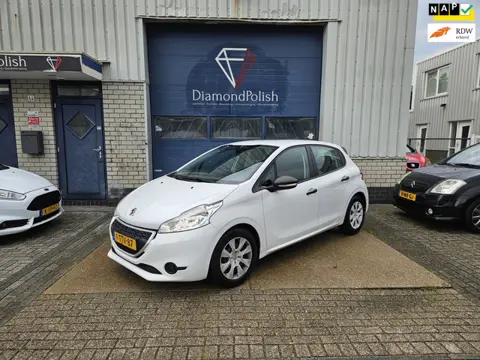 Peugeot 208 2014 | Slechts 114.998 km NAP | APK 2027 | Airco