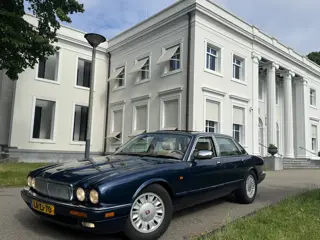 Jaguar DAIMLER DOUBLE SIX 6.0 V12 (bj 1995, automaat)