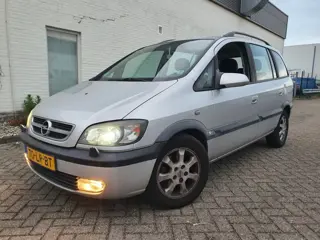 Opel Zafira 2.2-16V Elegance AUTOMAAT|ECC|7-P|XENON|APK|NAP|VAKANTIEKLAAR