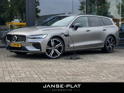 Volvo V60 2.0 T6 Recharge AWD R-Design 20 Inch | Trekhaak | Camera |