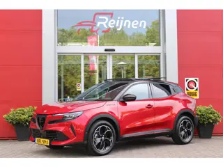 Alfa Romeo Junior ELETTRICA SPECIALE 156PK 54 kWh | PANORAMISCH SCHUIF/KANTEL DAK | BICOLOR DAK (ZWA
