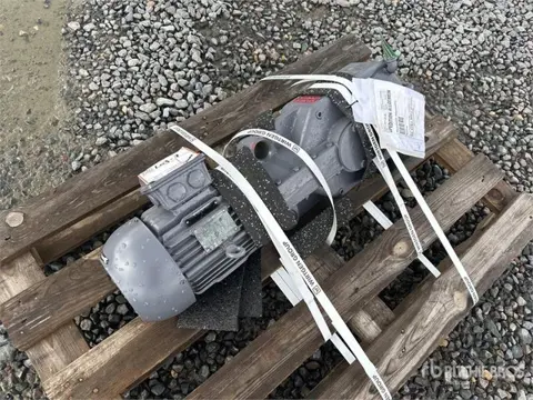 STIEBEL Getriebebau K030-064.45 Gear engine , M100