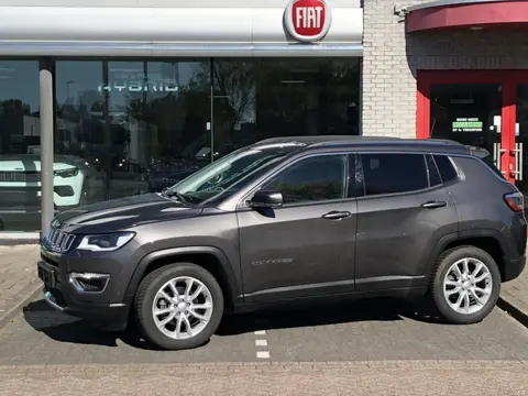 Jeep Compass 1.3 Turbo Limited AUTOMAAT|NAVI|CLIMATE|APPLE/ANDROID|CAMERA|PDC|18"