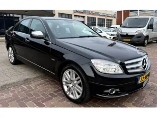 Mercedes-Benz C-klasse 200 K Avantgarde/AUTOMAAT/PANO