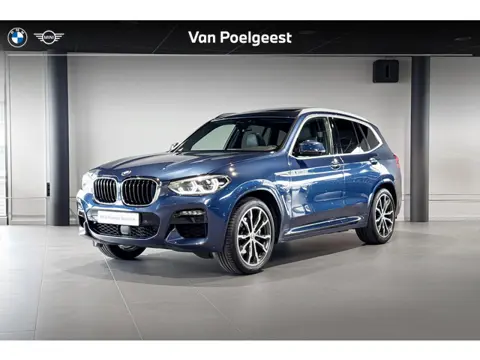 BMW X3 xDrive30e High Executive | M Sport | Glazen Panoramadak | Harman Kardon | Stoelverwarming | T