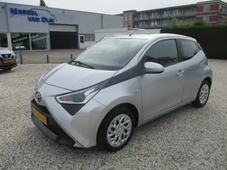 Toyota Aygo 1.0 VVT-i x-play