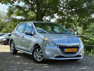 Peugeot 208 1.2 VTi Access | Cruise + Airco nu € 2.975,-!!!