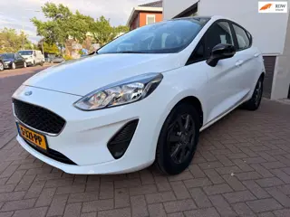 Ford Fiesta 1.0 EcoBoost Titanium/Climate-c/Stoel verwarming/Lane Assist/Snelheidsbegrenzer/Mooi aut
